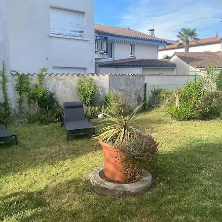 Maison Bord De 50 M
